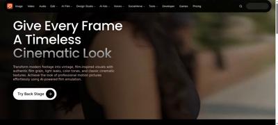 Frame at 3.900 s