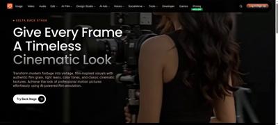 Frame at 4.900 s