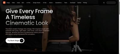 Frame at 5.900 s