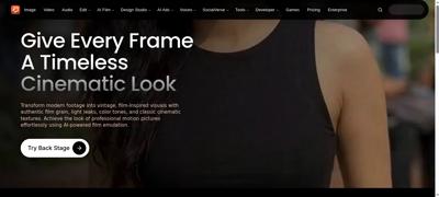 Frame at 1.900 s