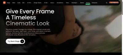 Frame at 3.900 s