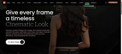 Frame at 4.400 s