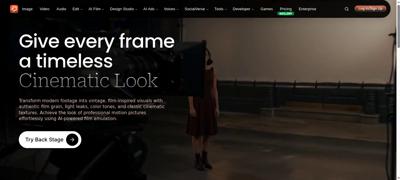 Frame at 3.900 s